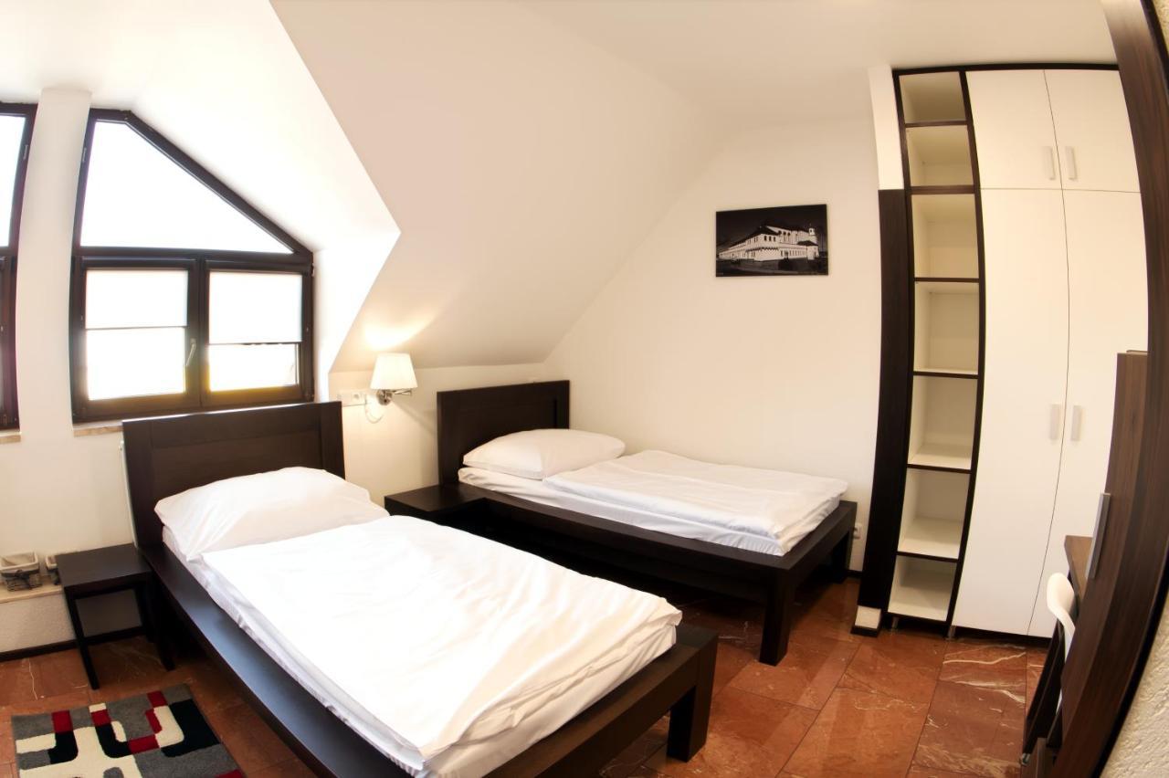 Hotel Slunecni Dvur Brno Exterior photo